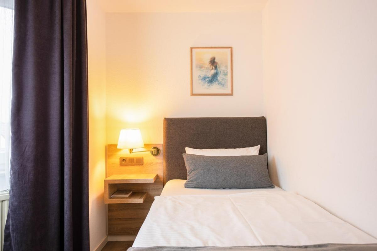 Freihof 3* Stuttgart